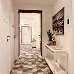 Flora Rom