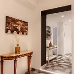 Flora 4*