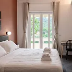 Flora Gæstehus 4*